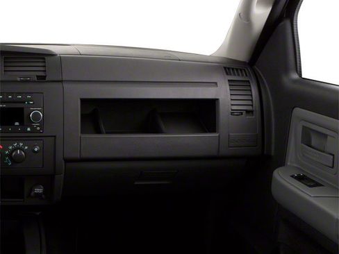 Used 2010 Dodge Dakota Big Horn image 21