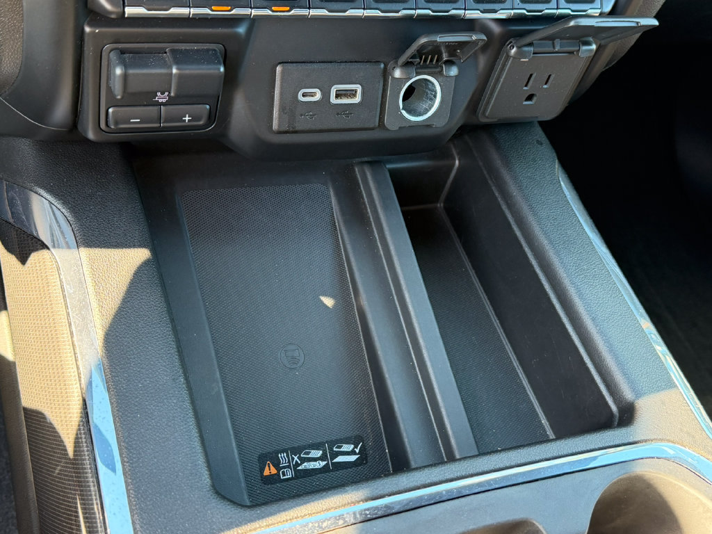 Certified 2020 GMC Sierra 1500 AT4 w/ AT4 Premium Package AWD/4WD image 42