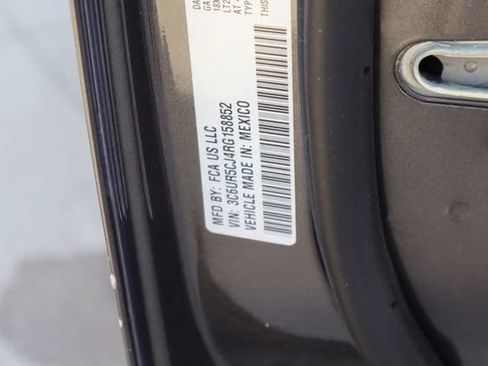 Used 2024 RAM 2500 Tradesman w/ Chrome Appearance Group AWD/4WD image 28