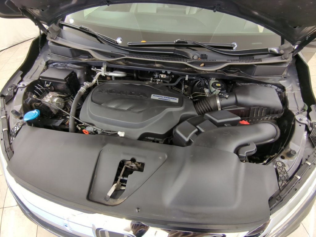 Used 2018 Honda Odyssey Touring image 37