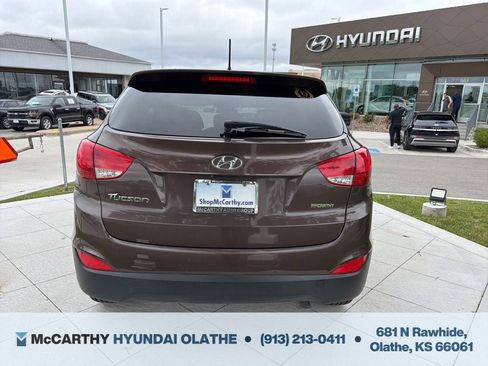 Used 2015 Hyundai Tucson GLS w/ Option Group 02 FWD image 14