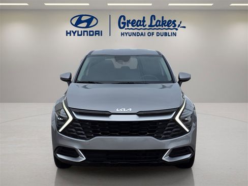 Used 2024 Kia Sportage LX image 8