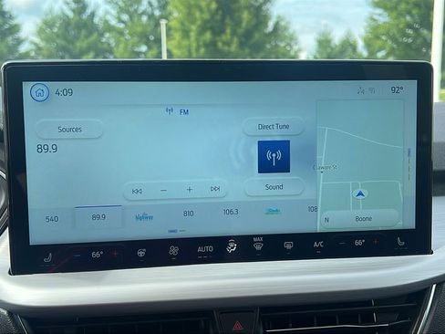 New 2025 Ford Escape Plug-in Hybrid w/ PHEV Premium Package image 20