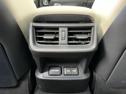 Used 2025 Lexus ES 350 Ultra Luxury w/ Accessory Package (Z2) image 28