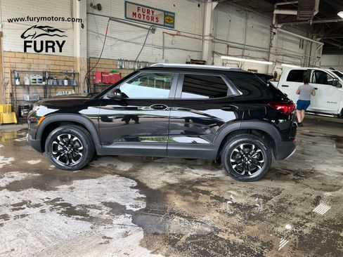 Used 2022 Chevrolet TrailBlazer LT w/ Convenience Package AWD/4WD image 19