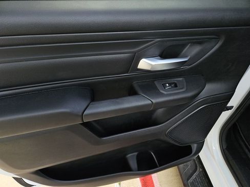 New 2026 RAM 1500 Express AWD/4WD image 12