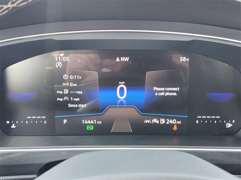 Used 2024 Volkswagen Tiguan SE image 16