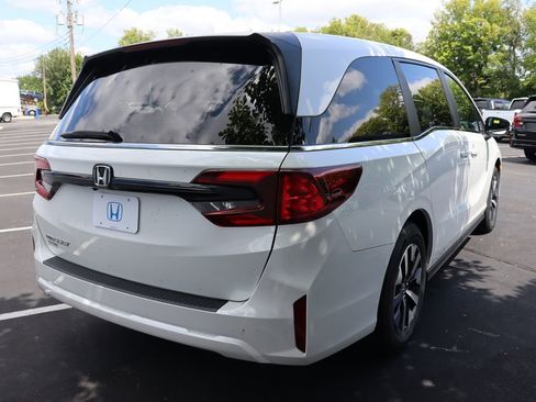 Used 2026 Honda Odyssey EX-L image 5