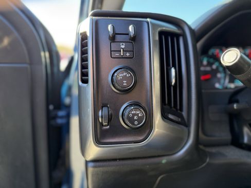 Used 2018 Chevrolet Silverado 1500 LT w/ All Star Edition image 24