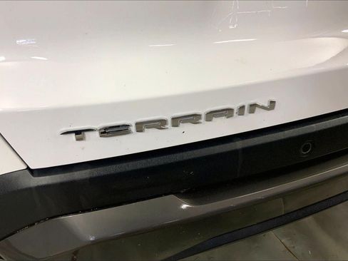 Used 2026 GMC Terrain Elevation FWD image 8