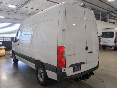 New 2025 Mercedes-Benz Sprinter 2500 image 5