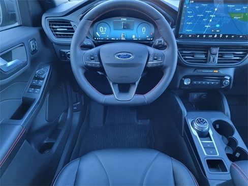Certified 2025 Ford Escape ST-Line Elite w/ Premium Technology Package image 31