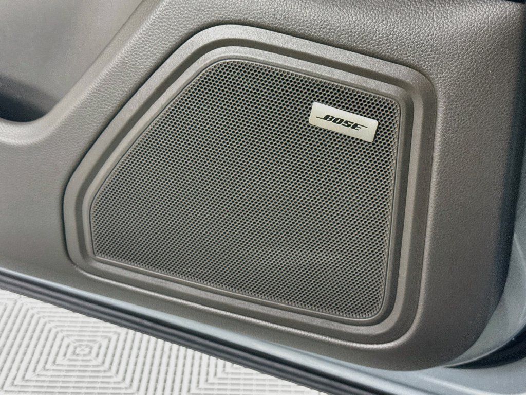 Certified 2026 Porsche Macan AWD/4WD image 20