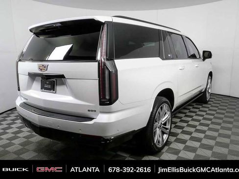 Used 2025 Cadillac Escalade ESV Sport Platinum AWD/4WD image 34