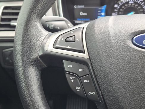 Used 2020 Ford Fusion SE image 23