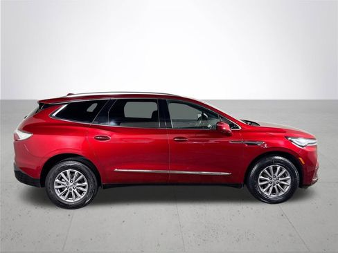 Used 2024 Buick Enclave Premium image 5