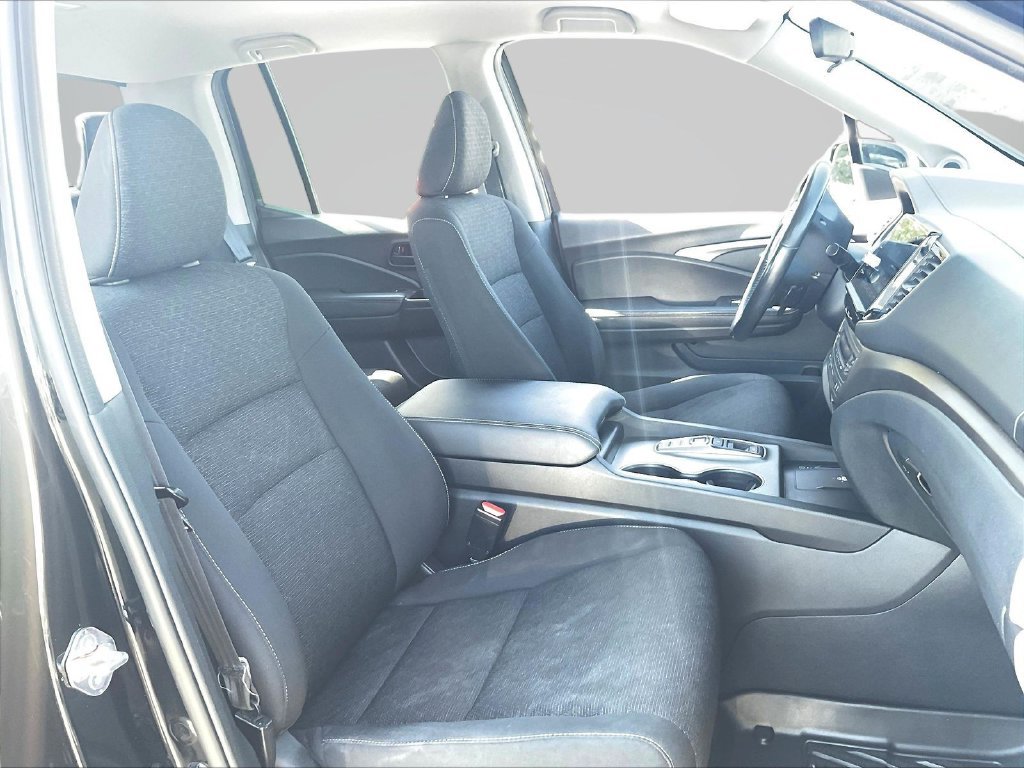 Certified 2025 Honda Ridgeline Sport+ image 31