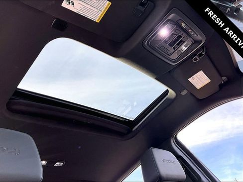 Used 2025 GMC Sierra 2500 AT4 w/ AT4 Premium Plus Package image 27