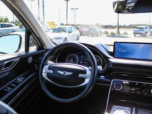 Used 2023 Genesis GV80 2.5T image 15