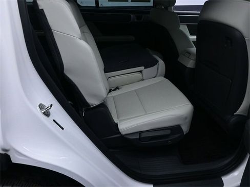 Used 2024 Hyundai Santa Fe SEL image 26