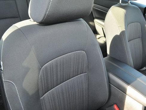 Used 2024 Nissan Altima 2.5 SV image 21