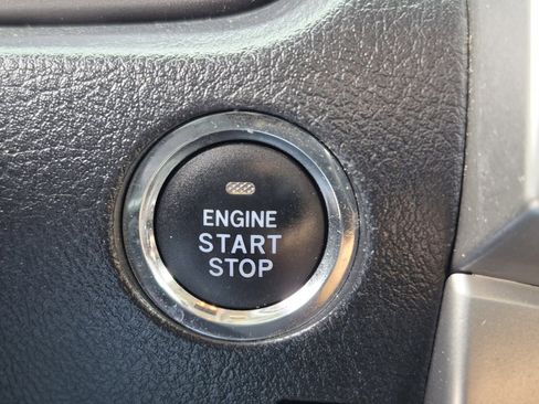 Used 2019 Toyota 4Runner Limited AWD/4WD image 35