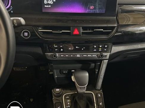 Certified 2025 Kia Seltos S image 12