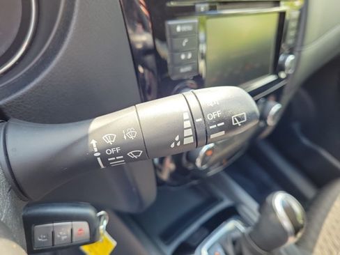 Used 2020 Nissan Rogue S w/ Special Edition Package FWD image 26