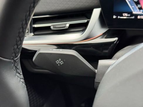 Used 2025 BMW X2 xDrive28i w/ Technology Package image 24