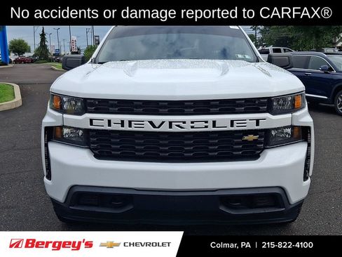 Certified 2020 Chevrolet Silverado 1500 Custom w/ Custom Value Package AWD/4WD image 2