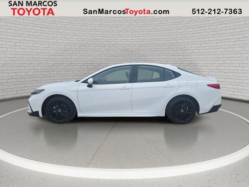 New 2026 Toyota Camry SE image 8