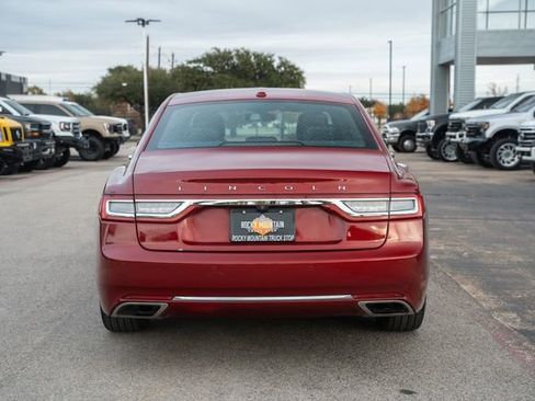 Used 2017 Lincoln Continental Select w/ Technology Package image 7