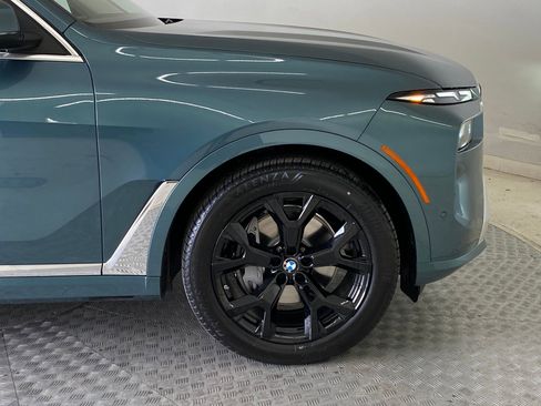 New 2026 BMW X7 xDrive40i w/ Executive Package image 11