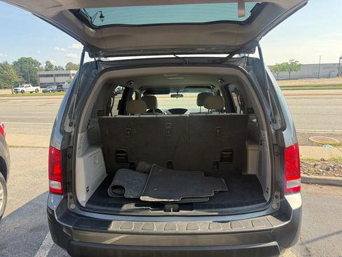 Used 2012 Dodge Journey SXT w/ Comfort/Convenience Group AWD/4WD image 29