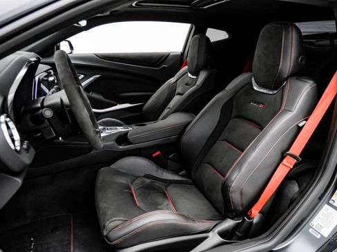 Used 2024 Chevrolet Camaro ZL1 RWD image 43