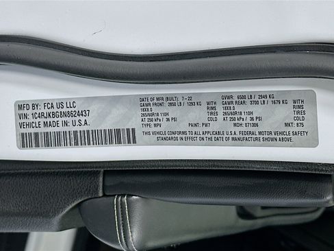 Used 2022 Jeep Grand Cherokee L Limited image 12