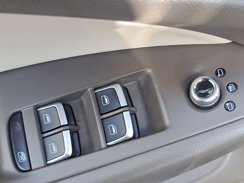 Used 2017 Audi Q5 2.0T Premium image 29