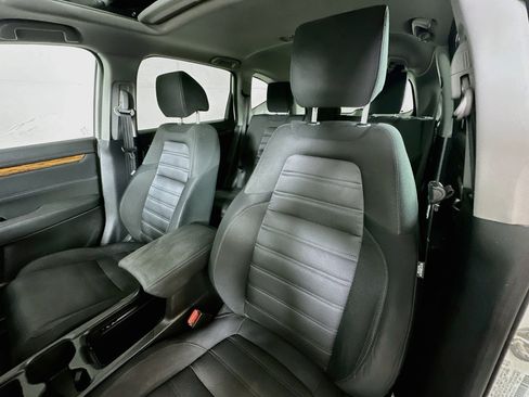 Used 2018 Honda CR-V EX image 19