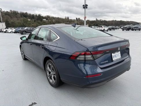 Certified 2023 Honda Accord EX image 11