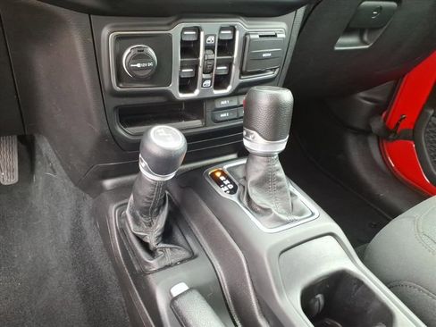 Used 2022 Jeep Wrangler Unlimited Sport S image 12