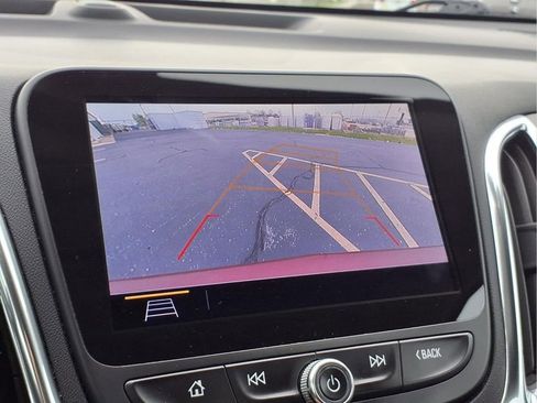 Used 2020 Chevrolet Equinox LT image 7