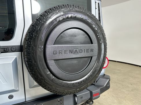 Used 2024 INEOS Grenadier Station Wagon AWD/4WD image 39