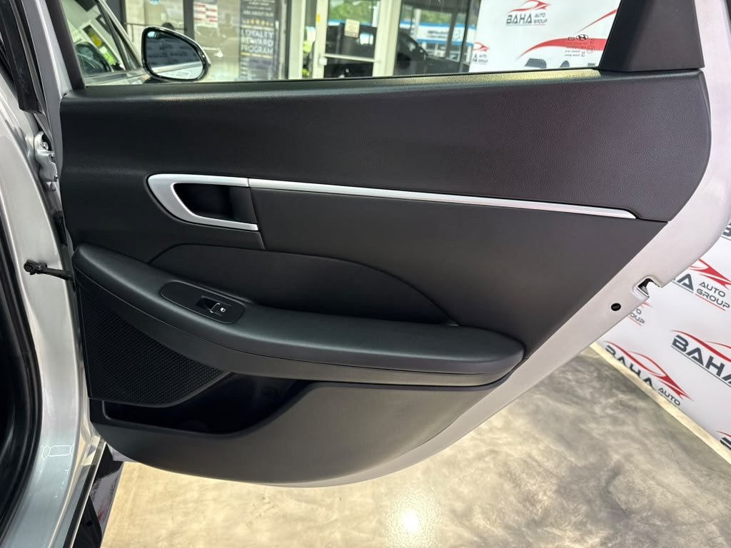 Used 2025 Hyundai Sonata SEL FWD image 40