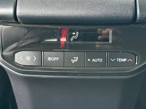 New 2026 Toyota Highlander XLE AWD/4WD image 14