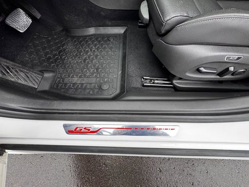 Used 2020 Buick Regal GS image 14