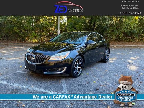 Used 2017 Buick Regal Sport Touring image 1