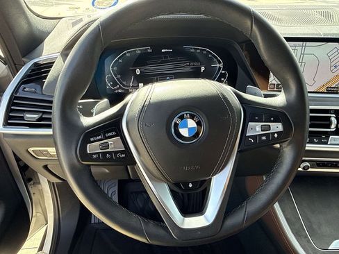 Used 2023 BMW X5 xDrive45e w/ Parking Assistance Package image 11