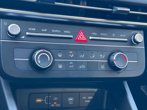 New 2025 Hyundai Tucson SE image 19