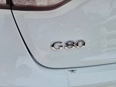 Used 2019 Genesis G80 3.3T Sport RWD image 11