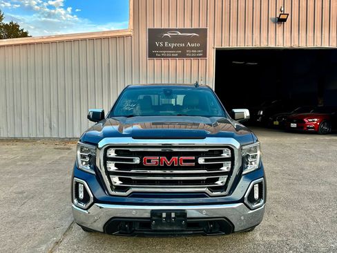 Used 2020 GMC Sierra 1500 SLT RWD image 2